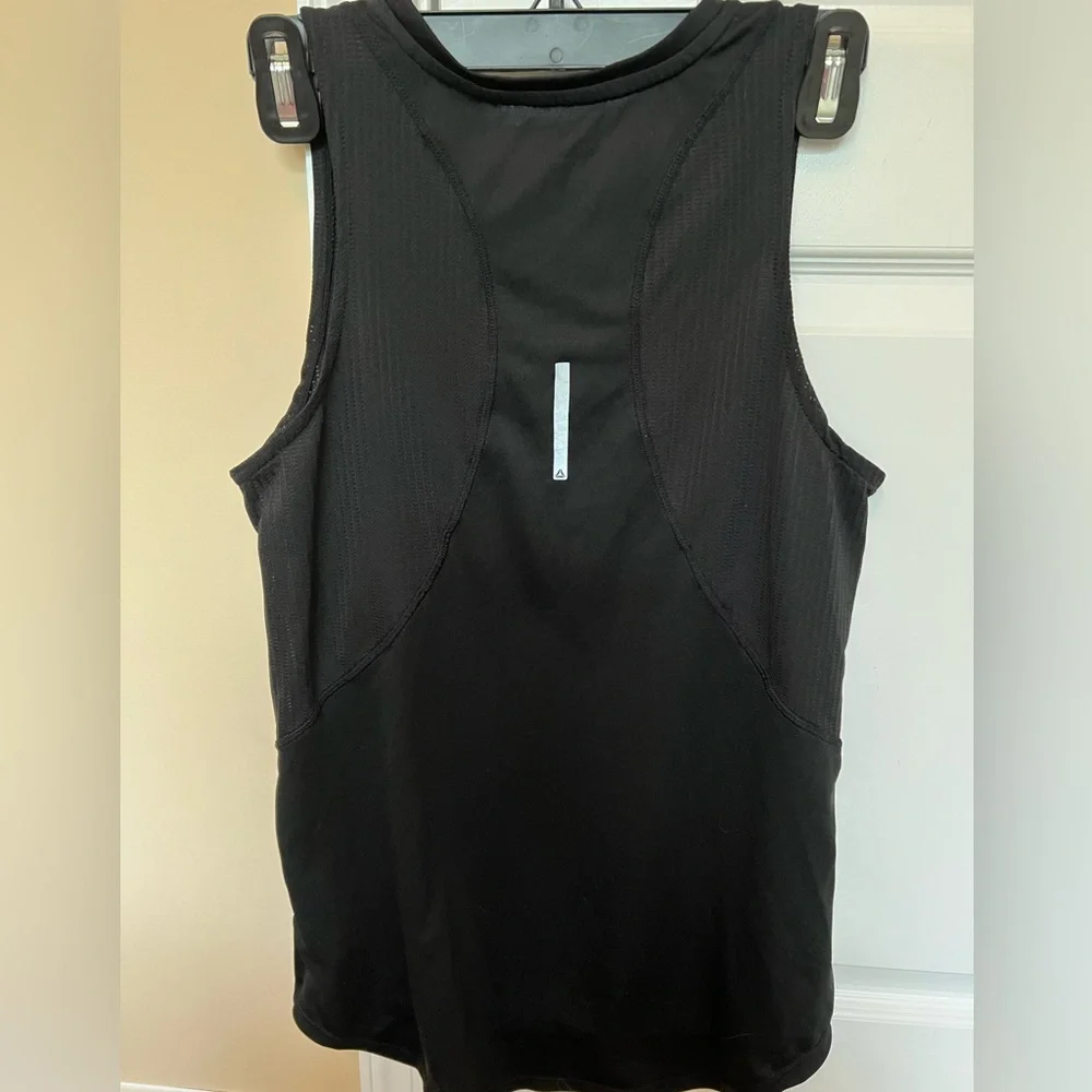Reebok black workout tank, size small. - Picture 4 of 4